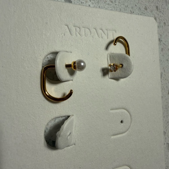 Gold Pearl Hoop Earrings - Picture 2 of 2